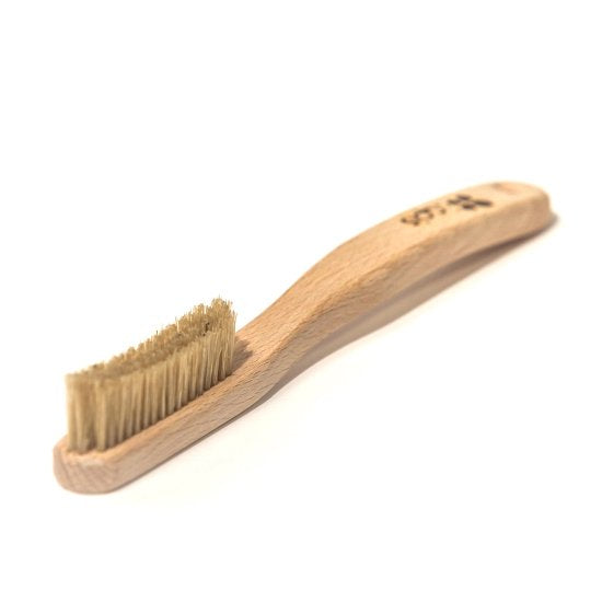 Lapis wooden brush